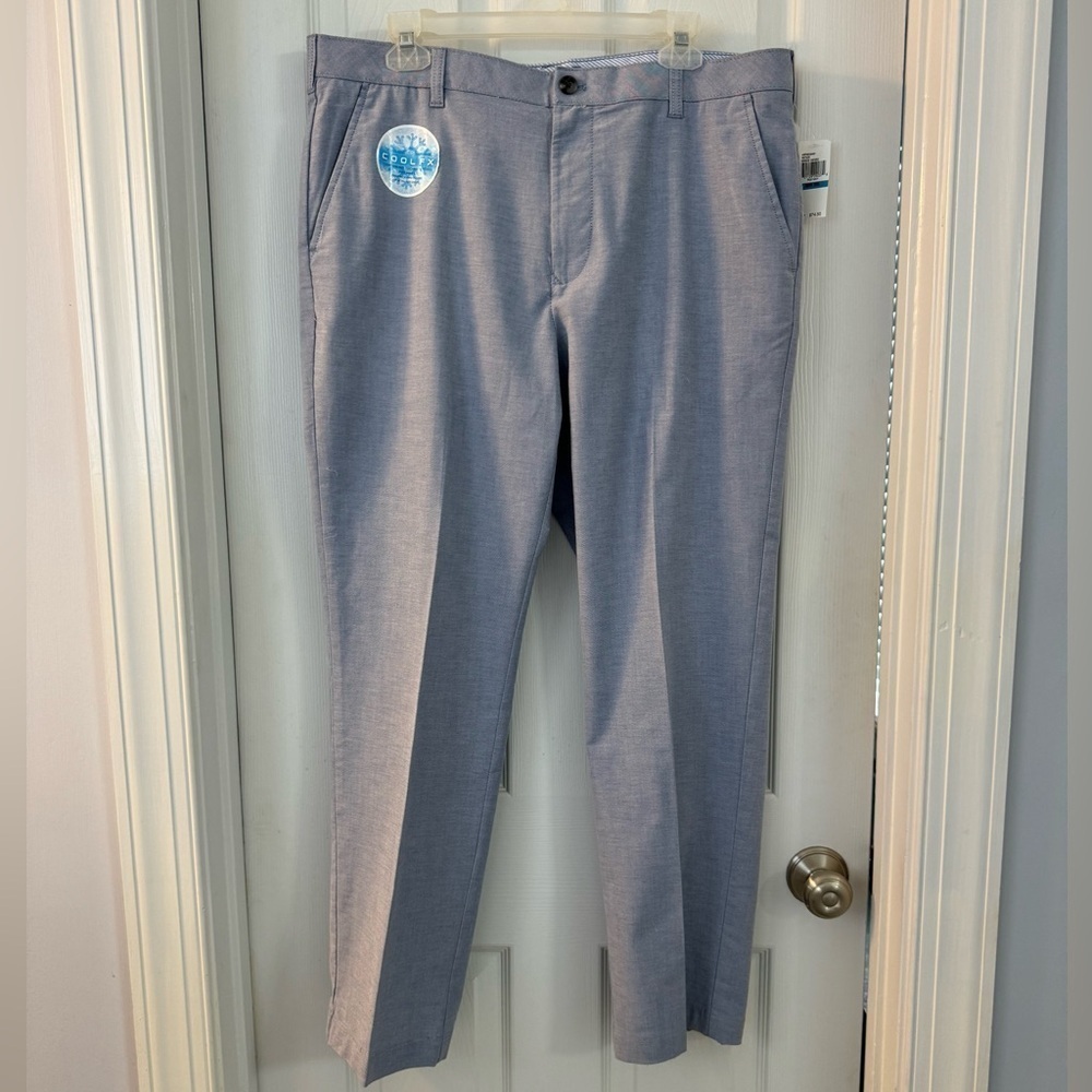 NWT Izod pants Breeze Oxford Light blue Size 36X30 STRETCH M, quick dry, wicking